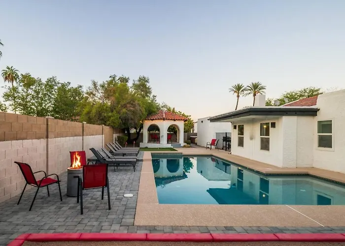 Moon Valley Manor Phoenix