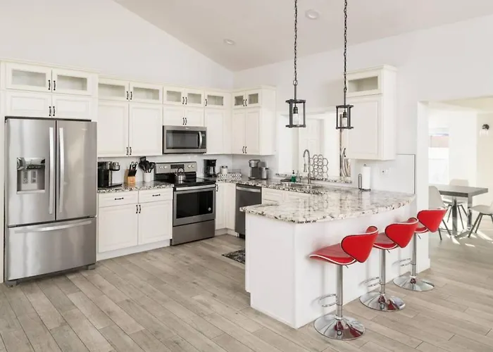 Moon Valley Manor Phoenix