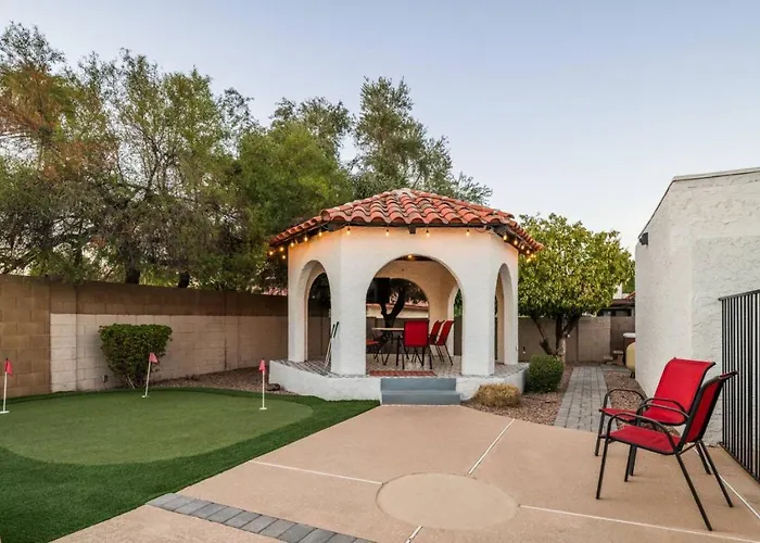 Moon Valley Manor